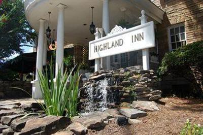 фото отеля The Highland Inn