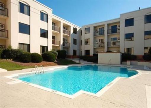 фото отеля Candlewood Suites Raleigh - Crabtree