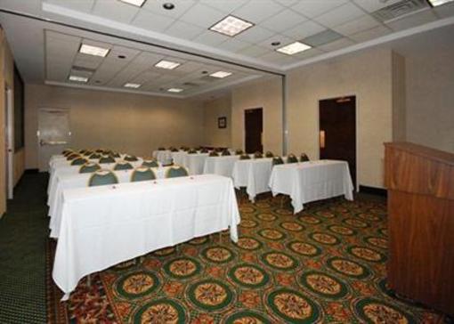 фото отеля Candlewood Suites Raleigh - Crabtree