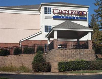 фото отеля Candlewood Suites Raleigh - Crabtree