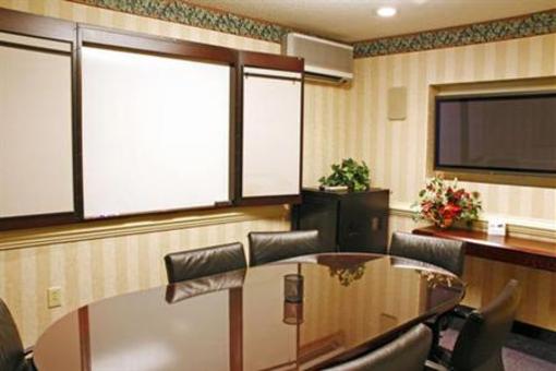фото отеля Candlewood Suites Raleigh - Crabtree
