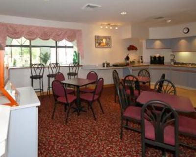 фото отеля Best Western Airport Plaza Inn & Conference Center