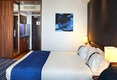фото отеля Holiday Inn Express Montpellier - Odysseum