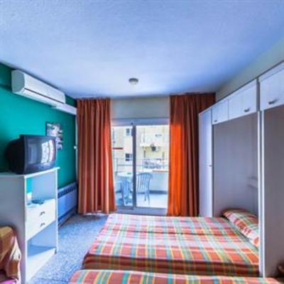 фото отеля Estudios Benidorm Apartments