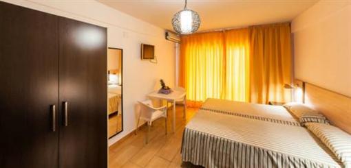 фото отеля Estudios Benidorm Apartments