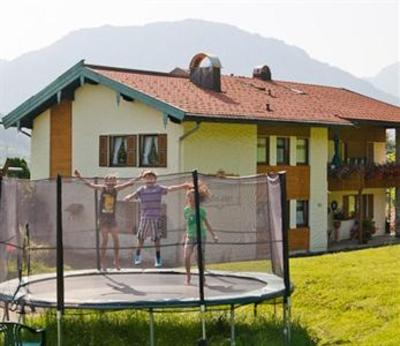 фото отеля Apartments Lohener Hof Ruhpolding