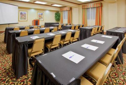 фото отеля Holiday Inn Express Fort Worth I-35 Western Center