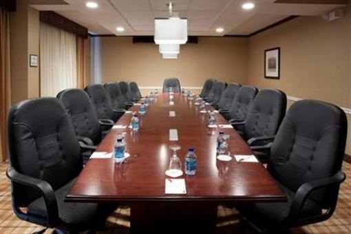 фото отеля Crowne Plaza Hotel Cleveland South - Independence