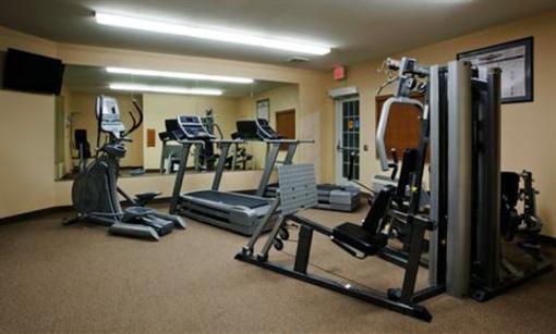 фото отеля Candlewood Suites Milwaukee Airport Oak Creek
