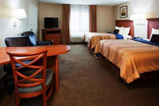 фото отеля Candlewood Suites Milwaukee Airport Oak Creek