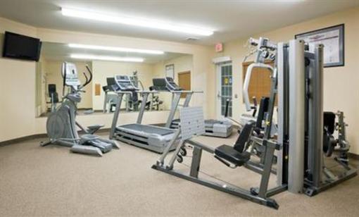 фото отеля Candlewood Suites Milwaukee Airport Oak Creek