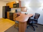 фото отеля Candlewood Suites Milwaukee Airport Oak Creek