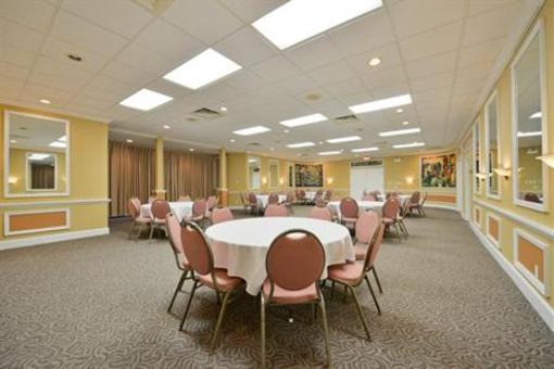 фото отеля Best Western Midway Hotel Green Bay