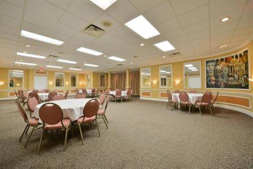 фото отеля Best Western Midway Hotel Green Bay