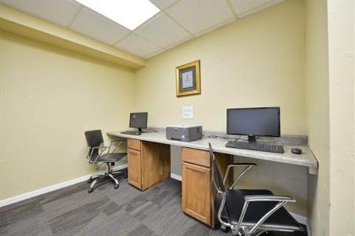фото отеля Best Western Midway Hotel Green Bay