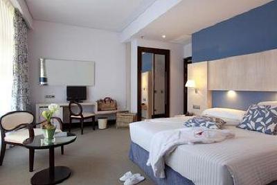 фото отеля Hotel Husa Nuevo Boston