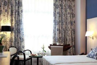 фото отеля Hotel Husa Nuevo Boston
