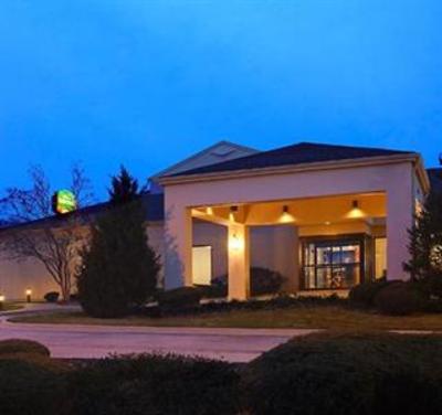 фото отеля Courtyard by Marriott Bettendorf Quad Cities