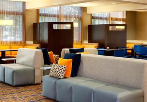 фото отеля Courtyard by Marriott Dallas Addison/Quorum Drive