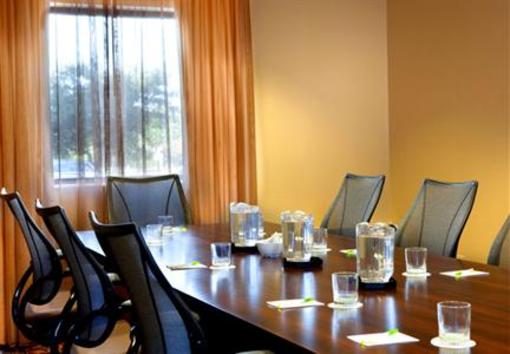 фото отеля Courtyard by Marriott Dallas Addison/Quorum Drive