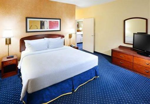 фото отеля Courtyard by Marriott Dallas Addison/Quorum Drive