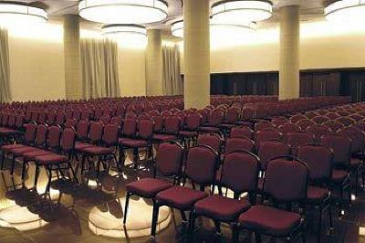 фото отеля NH City Hotel