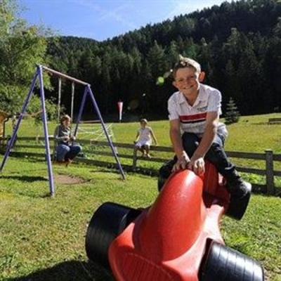 фото отеля Gasthof Zum Hirschen Senale-San Felice
