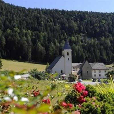 фото отеля Gasthof Zum Hirschen Senale-San Felice