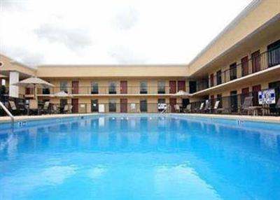 фото отеля Clarion Inn & Suites Greenville