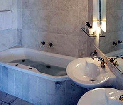 фото отеля Whale Sanctuary Lodge Gansbaai