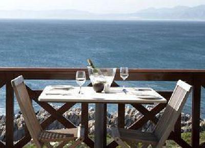 фото отеля Whale Sanctuary Lodge Gansbaai
