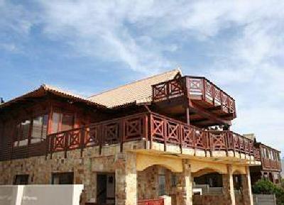 фото отеля Whale Sanctuary Lodge Gansbaai