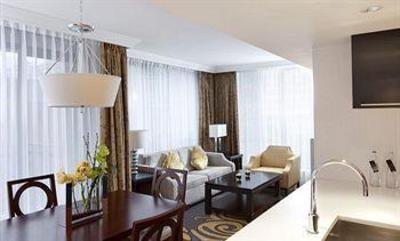 фото отеля L'Hermitage Hotel