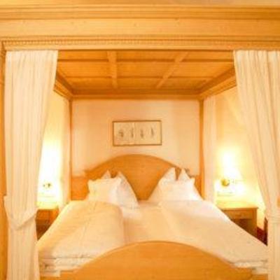 фото отеля Hotel Goldenes Roessl