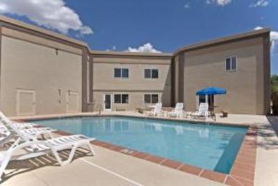 фото отеля BEST WESTERN PLUS Westchase Mini-Suites