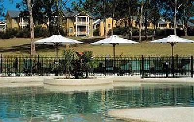 фото отеля Mercure Lake Macquarie Rafferty's Resort