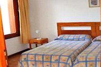 фото отеля Apartamentos Maribel Lanzarote