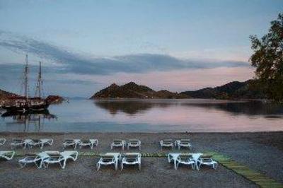 фото отеля Patmos Aktis Suites & Spa