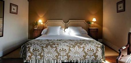фото отеля Hotel Churrut Vera de Bidasoa