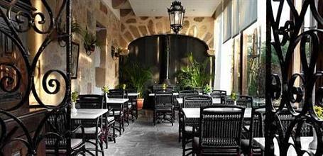 фото отеля Hotel Churrut Vera de Bidasoa