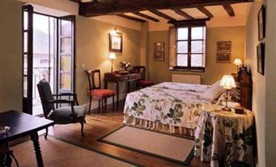фото отеля Hotel Churrut Vera de Bidasoa