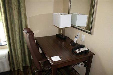 фото отеля Hampton Inn Sulphur Springs