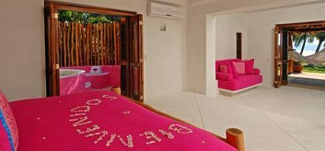 фото отеля Las Alamandas Hotel Puerto Vallarta