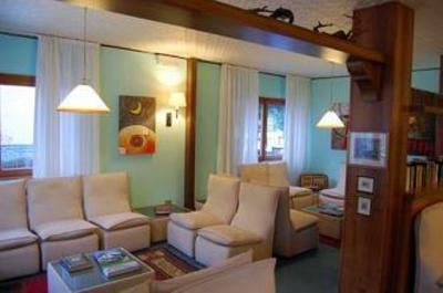 фото отеля Hotel Rezia Chiesa in Valmalenco
