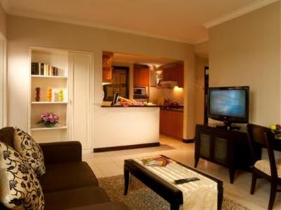 фото отеля Grand Tropic Suites Hotel