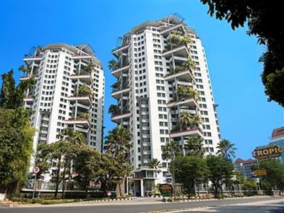 фото отеля Grand Tropic Suites Hotel