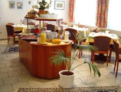 фото отеля Hotel Am Stiftswingert