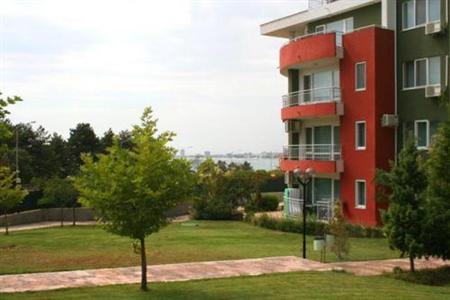 фото отеля Green Fort Noks Apartments