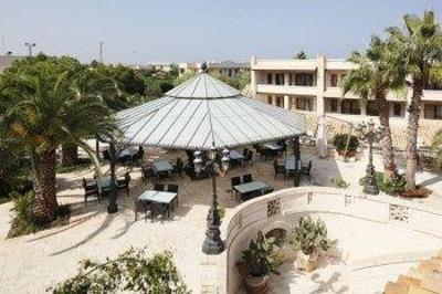 фото отеля Una Hotel Regina Noicattaro