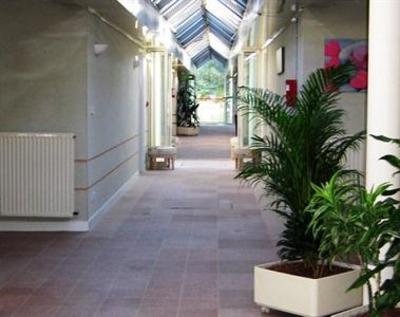 фото отеля Hotel L'ile Du Saussay Itteville